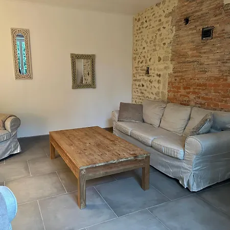 Domaine De La Dorniere بيت للعطل *