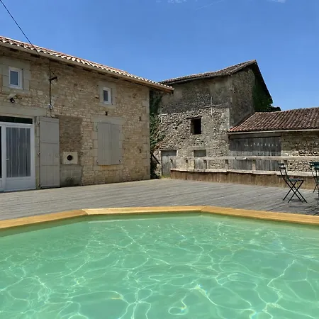 Domaine De La Dorniere