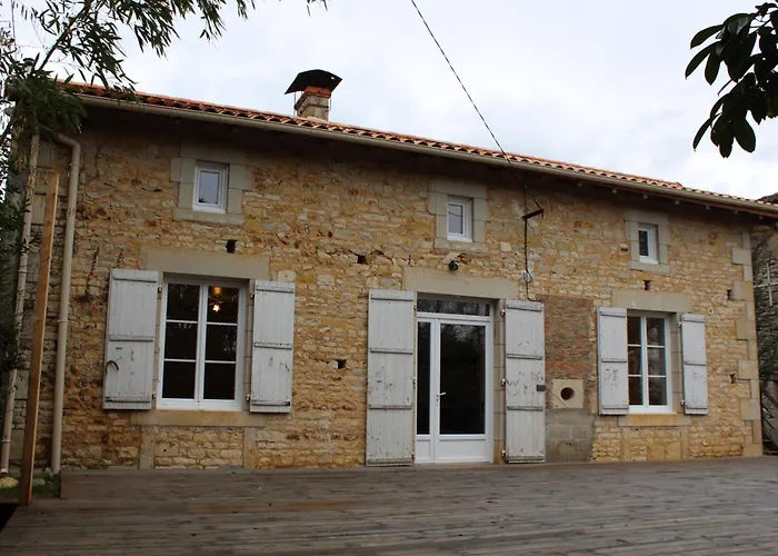 Domaine De La Dorniere Сasa de vacaciones