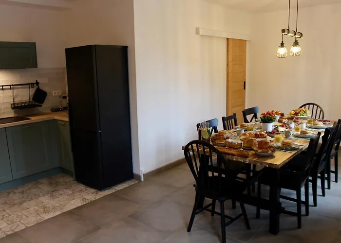 بيت للعطل Domaine De La Dorniere Nanteuil-en-Vallée